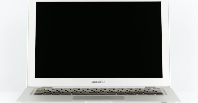 Apple MacBook Air 15in (2023) review: Big and Airy